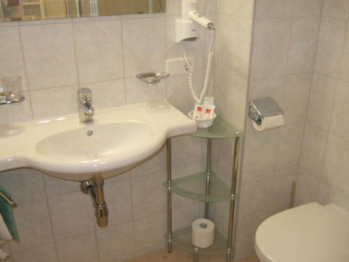 אוץ Gaestehaus Braunegger מראה חיצוני תמונה